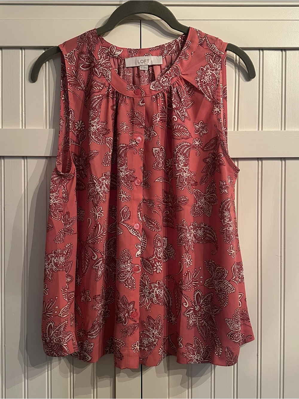 LOFT Coral Pink Paisley Sleeveless Blouse